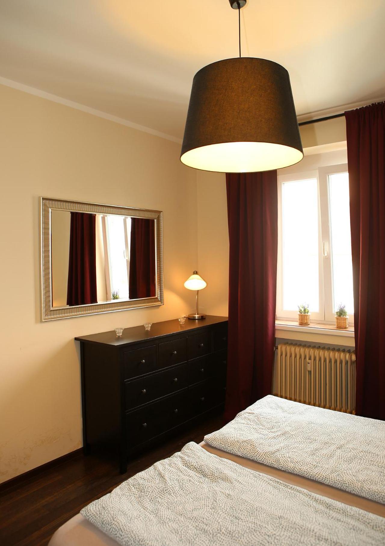 City Center Apartment In Middle Of Братислава Экстерьер фото