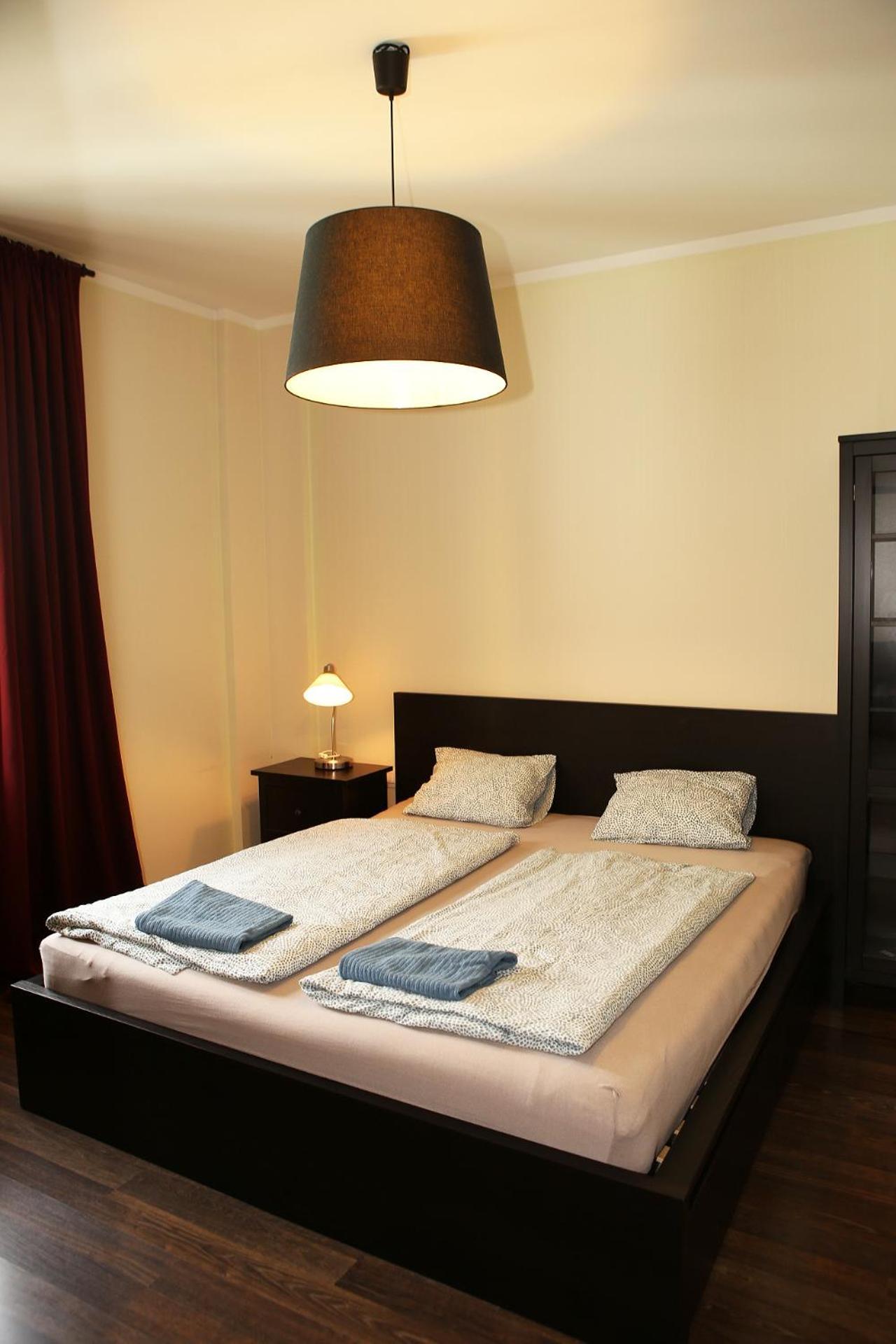 City Center Apartment In Middle Of Братислава Экстерьер фото
